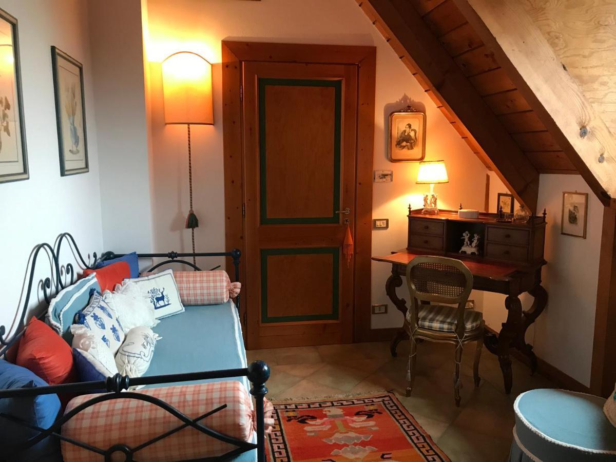 Casa Regis Bed & Breakfast Lessona ภายนอก รูปภาพ